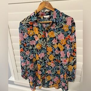 Vestique Multicolor Floral blouse or coverup.
